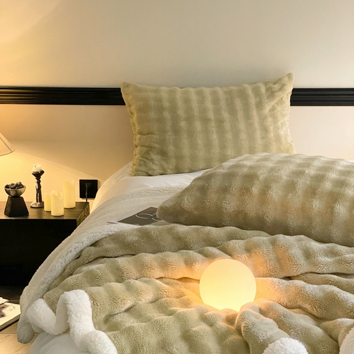 91家纺网 家纺一手货源 找家纺 欧邦 新款仿兔毛泡泡绒羊羔绒毛毯 泡泡双层-芥黄