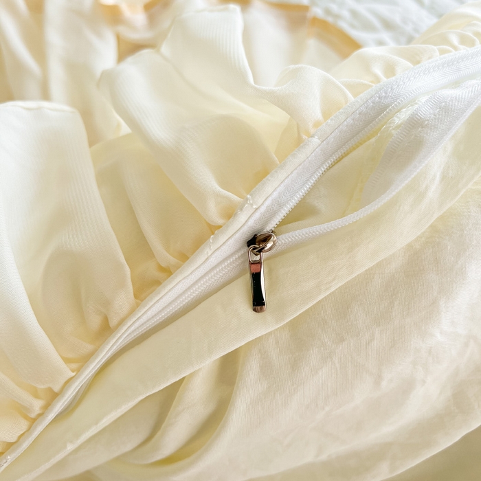 91家纺网 家纺一手货源 找家纺 罗艺轩 2024新款公主风水洗棉夹棉床裙款四件套-花蔓花蔓-牛乳白