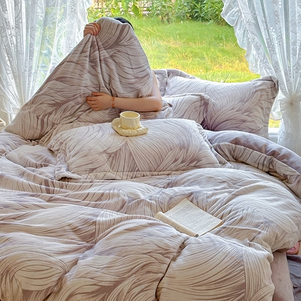 91家纺网 家纺一手货源 找家纺 昊川家纺 2024新款短毛绒牛奶绒立体雕花四件套 灵动