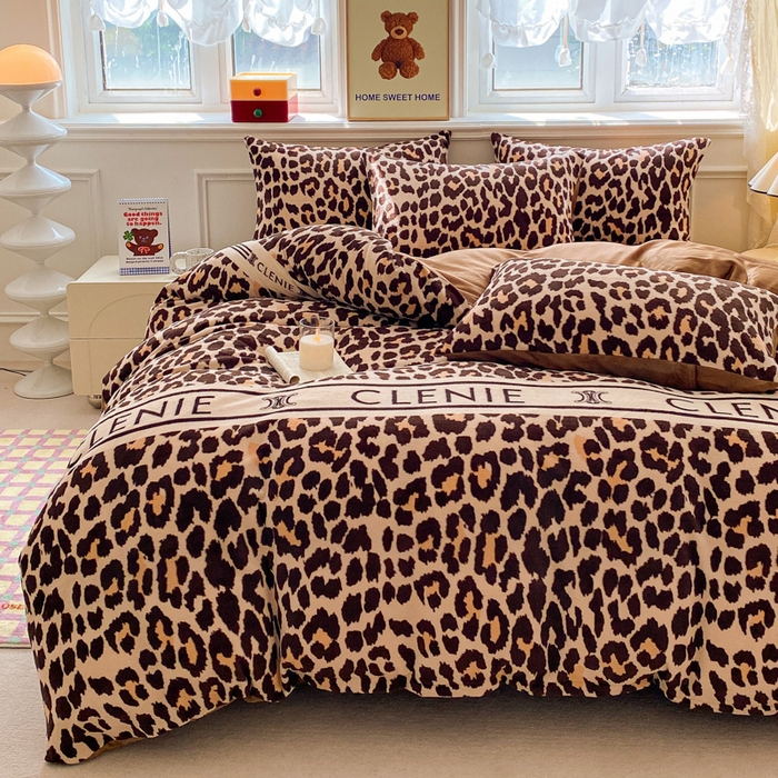 91家纺网 家纺一手货源 找家纺 斯卡诺2025新款直播轻奢爆款小清新牛奶宝宝绒四件套 豹纹