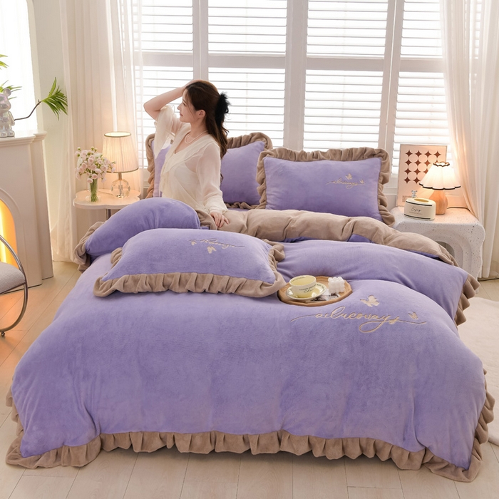 91家纺网 家纺一手货源 找家纺 氧家 2024新款韩版牛奶绒绣花四件套--蝶恋 羽蝶-熏韵紫