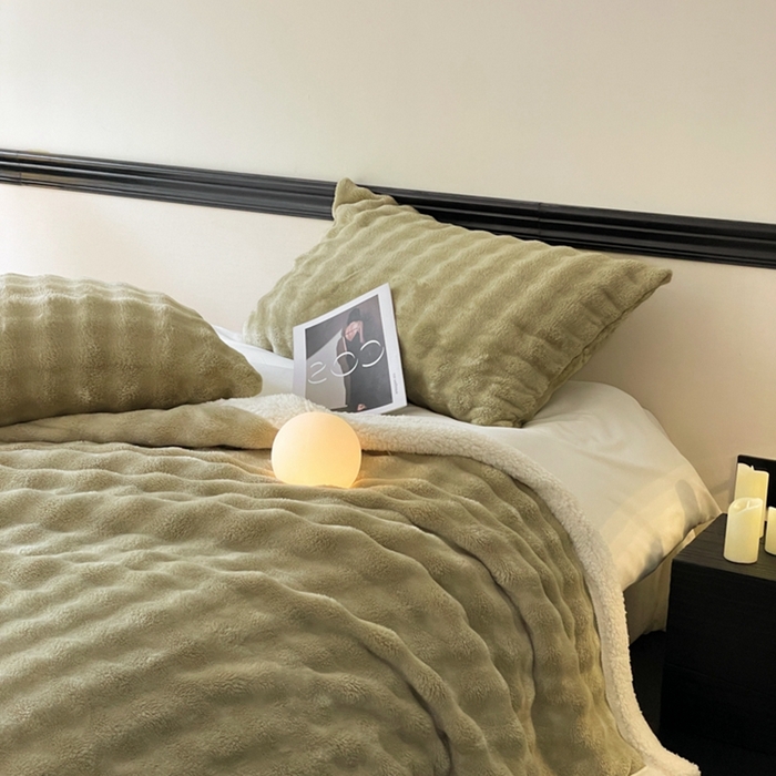 91家纺网 家纺一手货源 找家纺 欧邦 新款仿兔毛泡泡绒羊羔绒毛毯 泡泡双层-芥黄