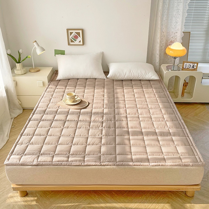 91家纺网 家纺一手货源 找家纺 丽诺 2024新款全棉色织棉花床护垫全棉色织水洗棉-牛卡其色