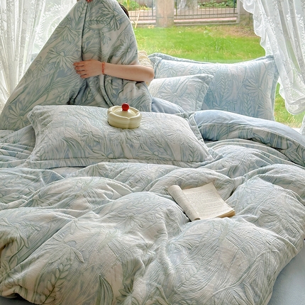 91家纺网 家纺一手货源 找家纺 （总）昊川家纺 2025新款直播热款短毛绒牛奶绒四件套立体雕花四件套