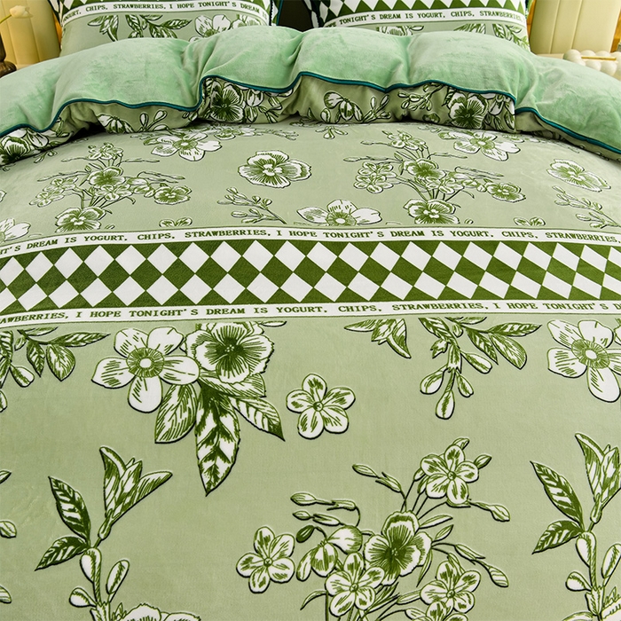 91家纺网 家纺一手货源 找家纺 沐妍家纺 2025新款8斤加厚保暖金貂绒牛奶绒印花四件套 情怀