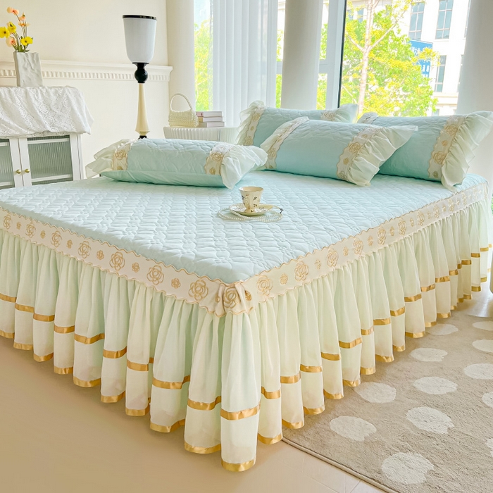 91家纺网 家纺一手货源 找家纺 罗艺轩 2024新款公主风水洗棉夹棉床裙-花蔓花蔓-海盐蓝