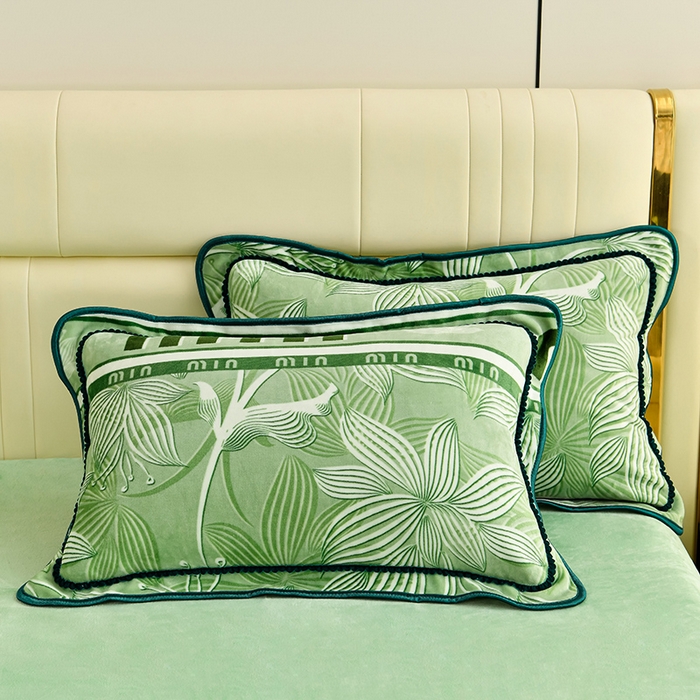 91家纺网 家纺一手货源 找家纺 沐妍家纺 2025新款8斤加厚保暖金貂绒牛奶绒印花四件套 绽放