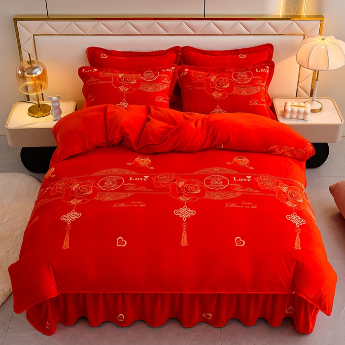 91家纺网 家纺一手货源 找家纺 沐妍家纺 2025新款8斤加厚保暖金貂绒牛奶绒印花四件套 永结同心