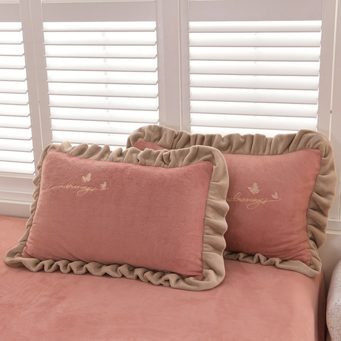 91家纺网 家纺一手货源 找家纺 氧家 2024新款韩版牛奶绒绣花四件套--蝶恋 羽蝶-豆沙