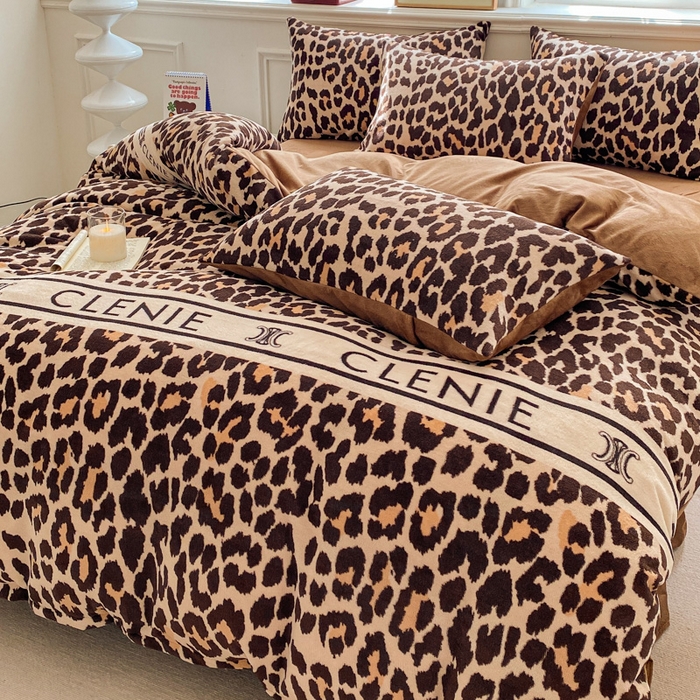 91家纺网 家纺一手货源 找家纺 斯卡诺2025新款直播轻奢爆款小清新牛奶宝宝绒四件套 豹纹