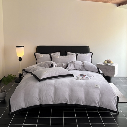 91家纺网 家纺一手货源 找家纺 （总）红嘴企鹅 2025新款北欧良品牛奶绒四件套