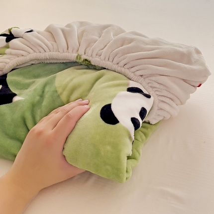 91家纺网 家纺一手货源 找家纺 （总）名兮 2024卡通时尚风高克重牛奶绒床笠