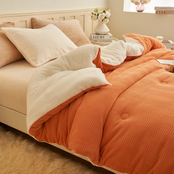 91家纺网 家纺一手货源 找家纺 （总）2024新款保暖牛奶绒剪花北极绒冬被子被芯