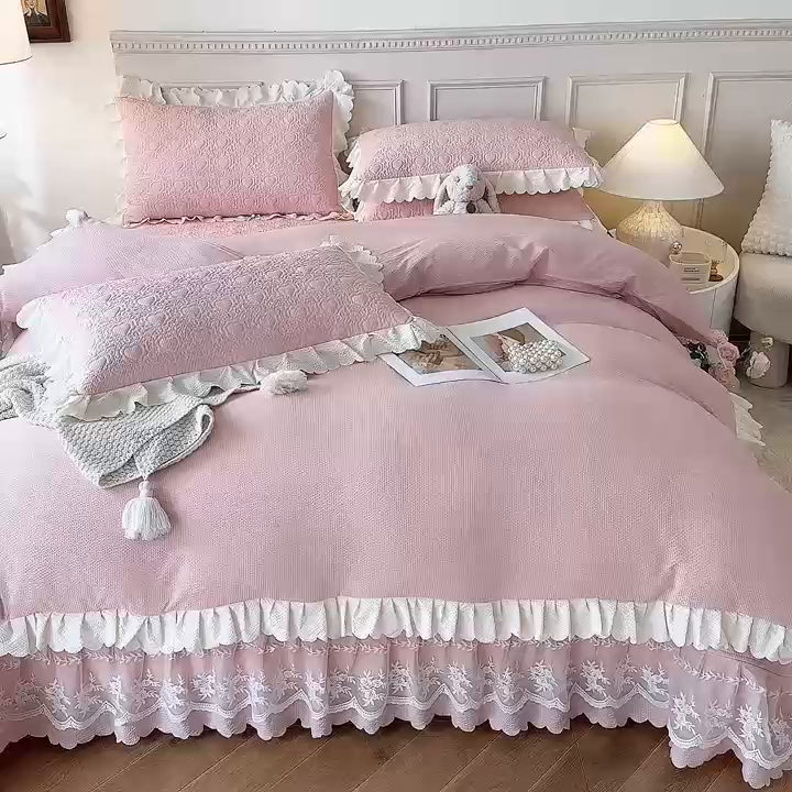 91家纺网 家纺一手货源 找家纺 绒世界 2024新款秋冬泡泡双层纱夹棉床盖四件套 仙姿玉