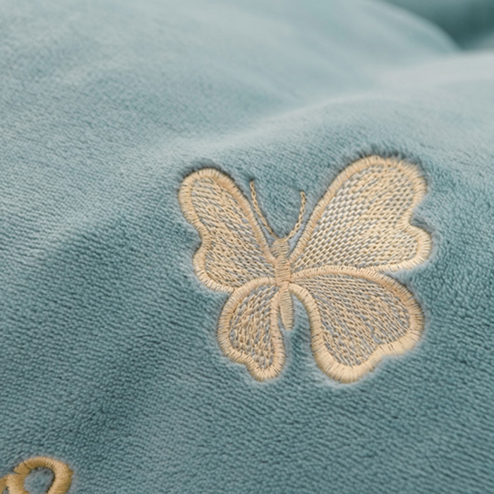 91家纺网 家纺一手货源 找家纺 氧家 2024新款韩版牛奶绒绣花四件套--蝶恋 羽蝶-草绿色