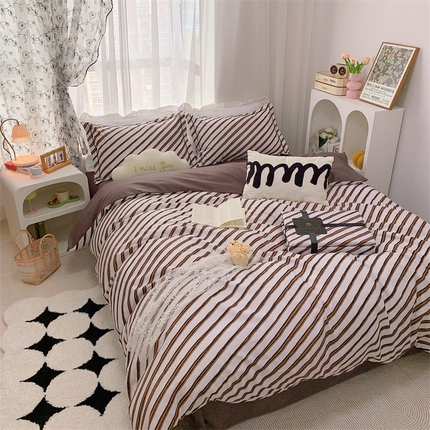 91家纺网 家纺一手货源 找家纺 （总）庭笙 新款丝带款臻品磨毛印花四件套