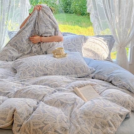 91家纺网 家纺一手货源 找家纺 （总）昊川家纺 2025新款直播热款短毛绒牛奶绒四件套立体雕花四件套