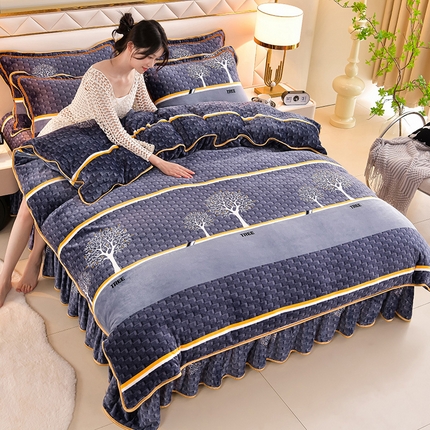 91家纺网 家纺一手货源 找家纺 沐妍家纺 2024新款重工刺绣绣花纯色牛奶绒四件套皇冠-粉玉