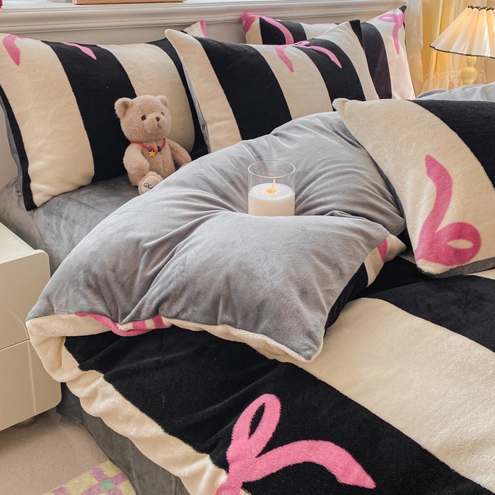 91家纺网 家纺一手货源 找家纺 斯卡诺2025新款直播轻奢爆款小清新牛奶宝宝绒四件套 蝴蝶结