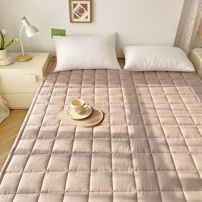 91家纺网 家纺一手货源 找家纺 丽诺 2024新款全棉色织棉花床护垫全棉色织水洗棉-牛卡其色