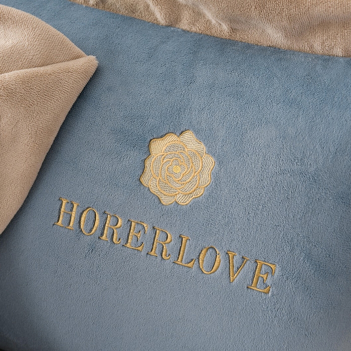 91家纺网 家纺一手货源 找家纺 氧家 2024新款宽边撞色对角牛奶绒绣花四件套--花颜对角 花韵-槟利兰