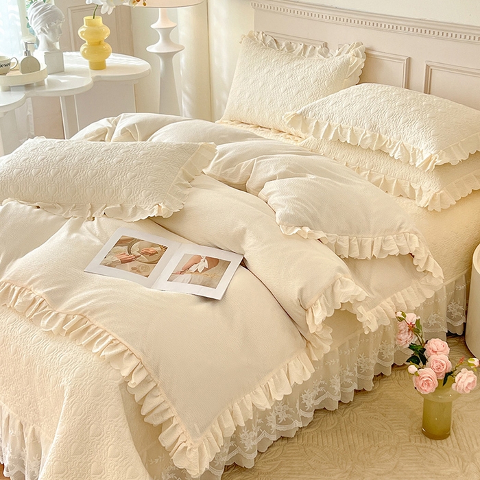 91家纺网 家纺一手货源 找家纺 绒世界 2024新款秋冬泡泡双层纱夹棉床盖四件套 米黄