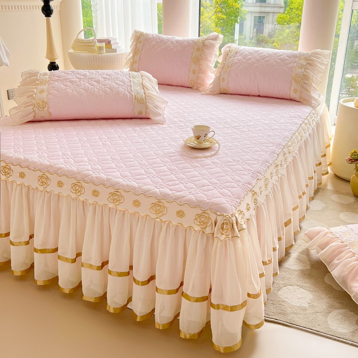 91家纺网 家纺一手货源 找家纺 罗艺轩 2024新款公主风水洗棉夹棉床裙-花蔓花蔓-少女粉