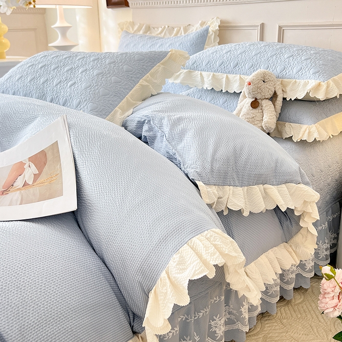 91家纺网 家纺一手货源 找家纺 绒世界 2024新款秋冬泡泡双层纱夹棉床盖四件套 天空蓝