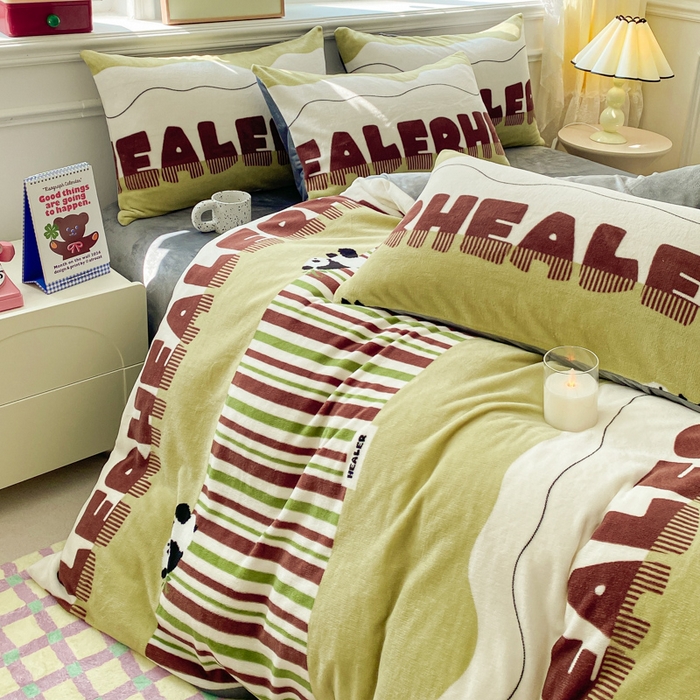 91家纺网 家纺一手货源 找家纺 斯卡诺2025新款直播轻奢爆款小清新牛奶宝宝绒四件套 大熊猫