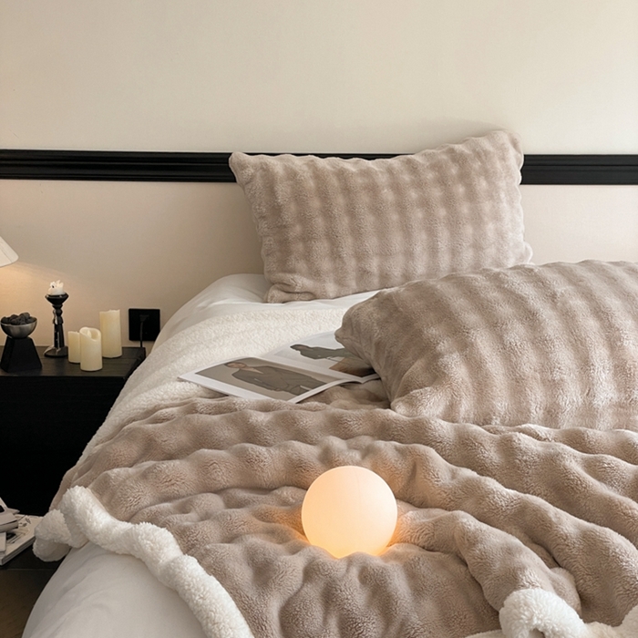 91家纺网 家纺一手货源 找家纺 欧邦 新款仿兔毛泡泡绒羊羔绒毛毯 泡泡双层-卡其