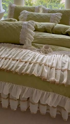 91家纺网 家纺一手货源 找家纺 罗艺轩 2024新款公主风水洗棉夹棉床裙款四件套-花蔓花蔓-元气绿