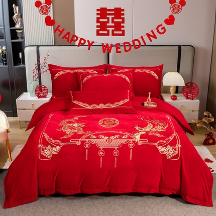 91家纺网 家纺一手货源 找家纺 （总）张公子婚庆馆 2025新款宝宝绒婴儿绒婚庆刺绣四件套 高克重高端婚庆床上用品绣花四件套