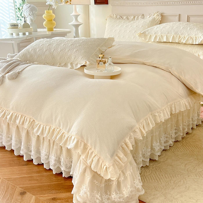 91家纺网 家纺一手货源 找家纺 绒世界 2024新款秋冬泡泡双层纱夹棉床盖四件套 米黄