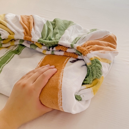 91家纺网 家纺一手货源 找家纺 （总）名兮 2024卡通时尚风高克重牛奶绒床笠