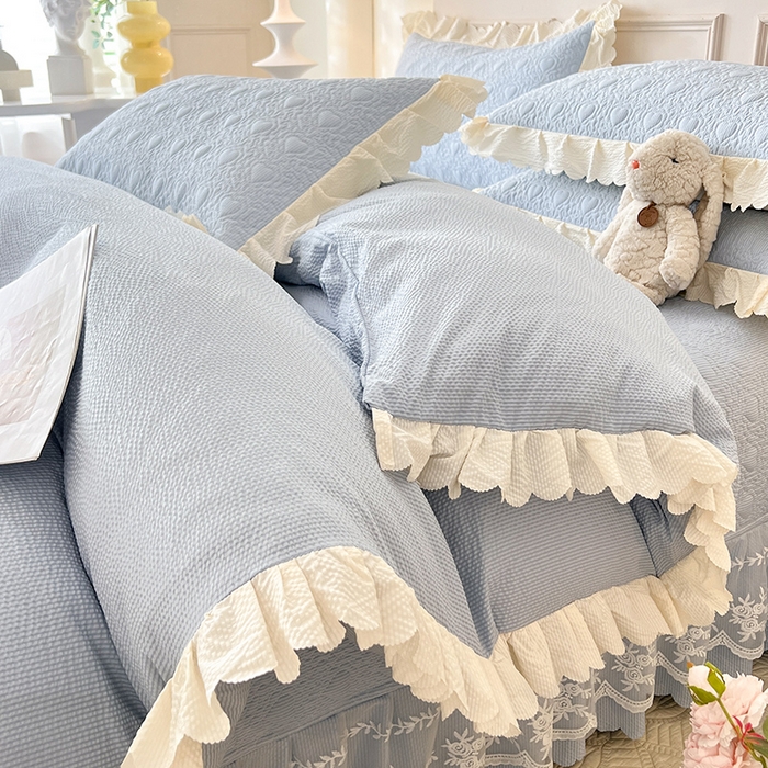 91家纺网 家纺一手货源 找家纺 绒世界 2024新款秋冬泡泡双层纱夹棉床盖四件套 天空蓝