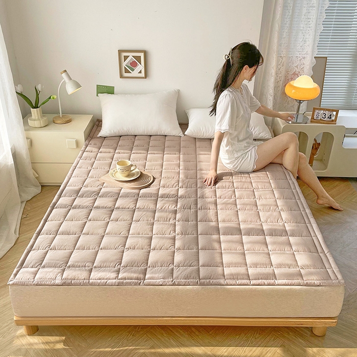 91家纺网 家纺一手货源 找家纺 丽诺 2024新款全棉色织棉花床护垫全棉色织水洗棉-牛卡其色