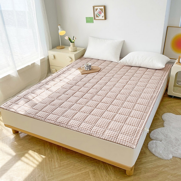 91家纺网 家纺一手货源 找家纺 丽诺 2024新款全棉色织棉花床护垫全棉色织水洗棉-咖小格