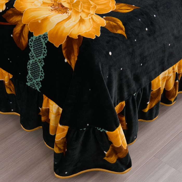 91家纺网 家纺一手货源 找家纺 阿亮家居 2024新款8.5斤保暖牛奶绒金貂绒床裙款四件套 花语庭