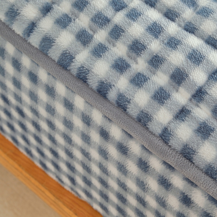 91家纺网 家纺一手货源 找家纺 2024秋冬北极绒加厚夹棉床笠三件套印花泰迪绒床垫保护套罩-无印风系列 蓝小格