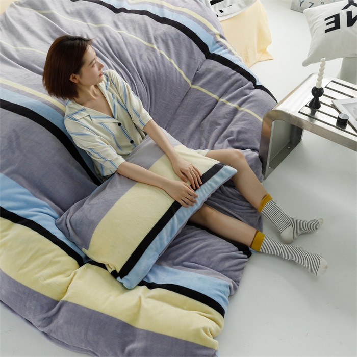 91家纺网 家纺一手货源 找家纺 2025新款小清新双面牛奶绒四件套 简约条纹