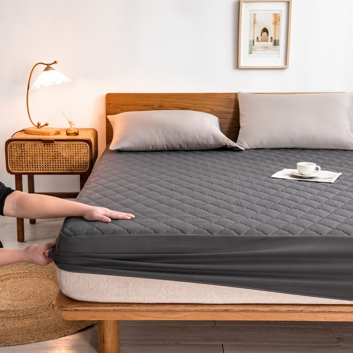 91家纺网 家纺一手货源 找家纺 2024新款加厚夹棉防水床笠素色-【四季款】 暗域黑