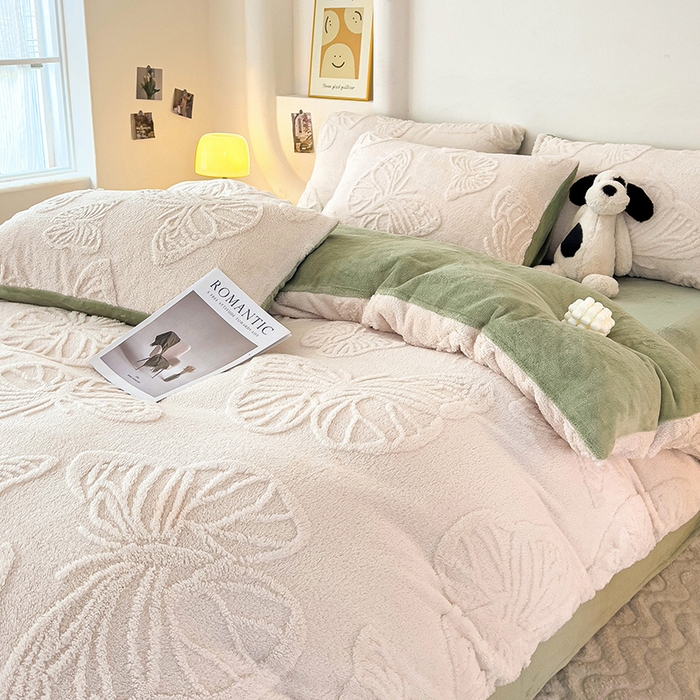 91家纺网 家纺一手货源 找家纺 梦之岛 2024新款高克重提花雕花牛奶绒四件套 蝴蝶公主-白绿