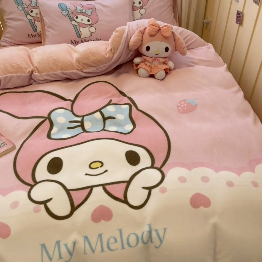 91家纺网 家纺一手货源 找家纺 金爱家 2024新款三丽鸥大版加厚牛奶绒四件套-第二批 绒R萌萌美乐蒂