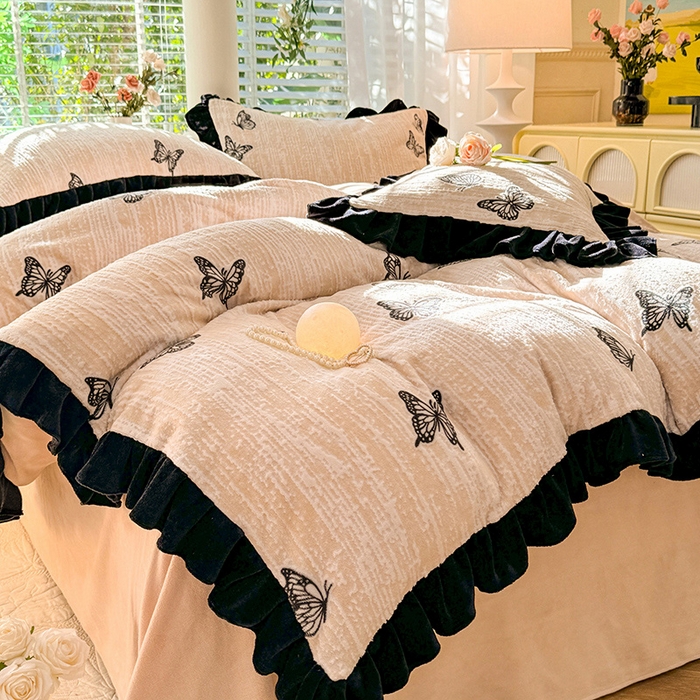 91家纺网 家纺一手货源 找家纺 大麦家纺 204新款高克重雕花牛奶绒四件套-爱丽丝 爱丽丝-蝴蝶