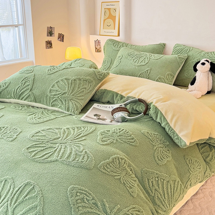 91家纺网 家纺一手货源 找家纺 梦之岛 2024新款高克重提花雕花牛奶绒四件套 蝴蝶公主-黄绿