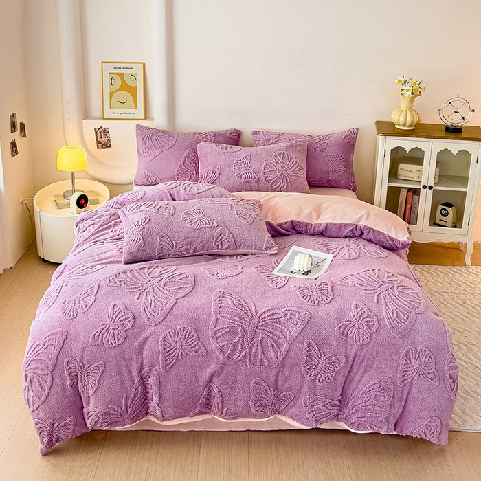 91家纺网 家纺一手货源 找家纺 梦之岛 2024新款高克重提花雕花牛奶绒四件套 蝴蝶公主-紫粉