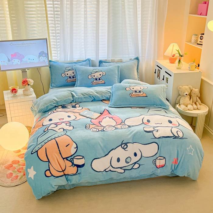 91家纺网 家纺一手货源 找家纺 金爱家 2024新款三丽鸥大版加厚牛奶绒四件套-第二批 伙伴玉桂狗-