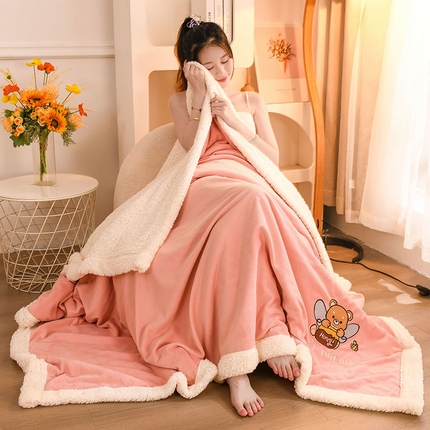 91家纺网 家纺一手货源 找家纺 （总）2025新款毛毯AB版牛奶绒+羊羔绒毯子复合多功能午睡毯（印花款和刺绣款价格不一样）