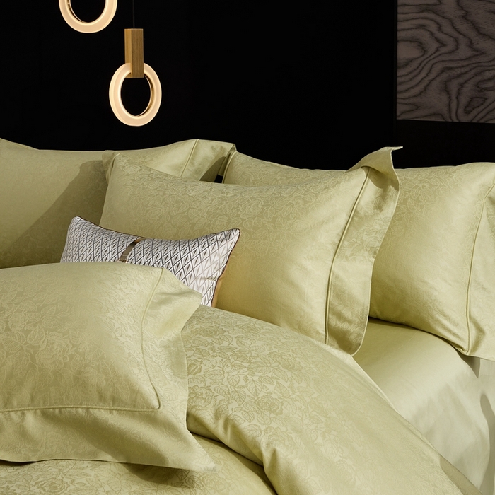 91家纺网 家纺一手货源 找家纺 优品阁 2024新款长绒棉贡缎提花--欧式轻奢提花系列繁华似锦-牛油果绿