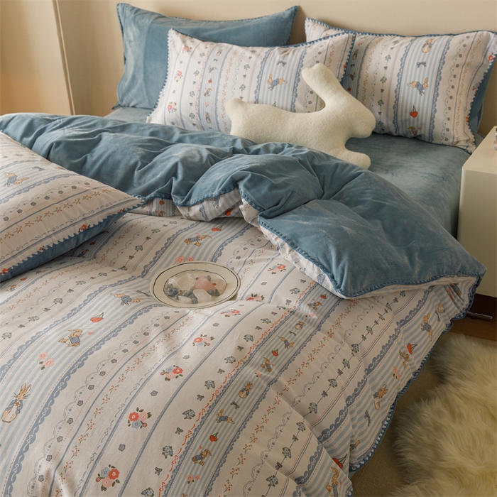 91家纺网 家纺一手货源 找家纺 2025新款三角针贝壳边棉加牛奶绒工艺款四件套 皮得兔